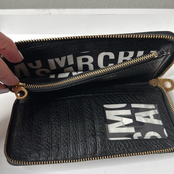 Marc by Marc Jacobs Leather Zip Around Wallet in Black w/Gold Hardware - Picture 7 of 8